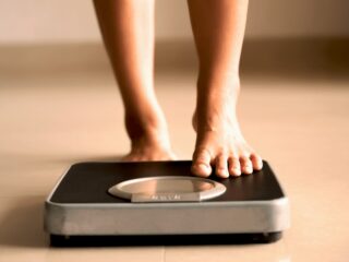 10 most persistent weight loss myths that prevent you from losing weight