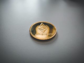 800,000 ETH Flow Out Of Centralized Exchanges In 2024